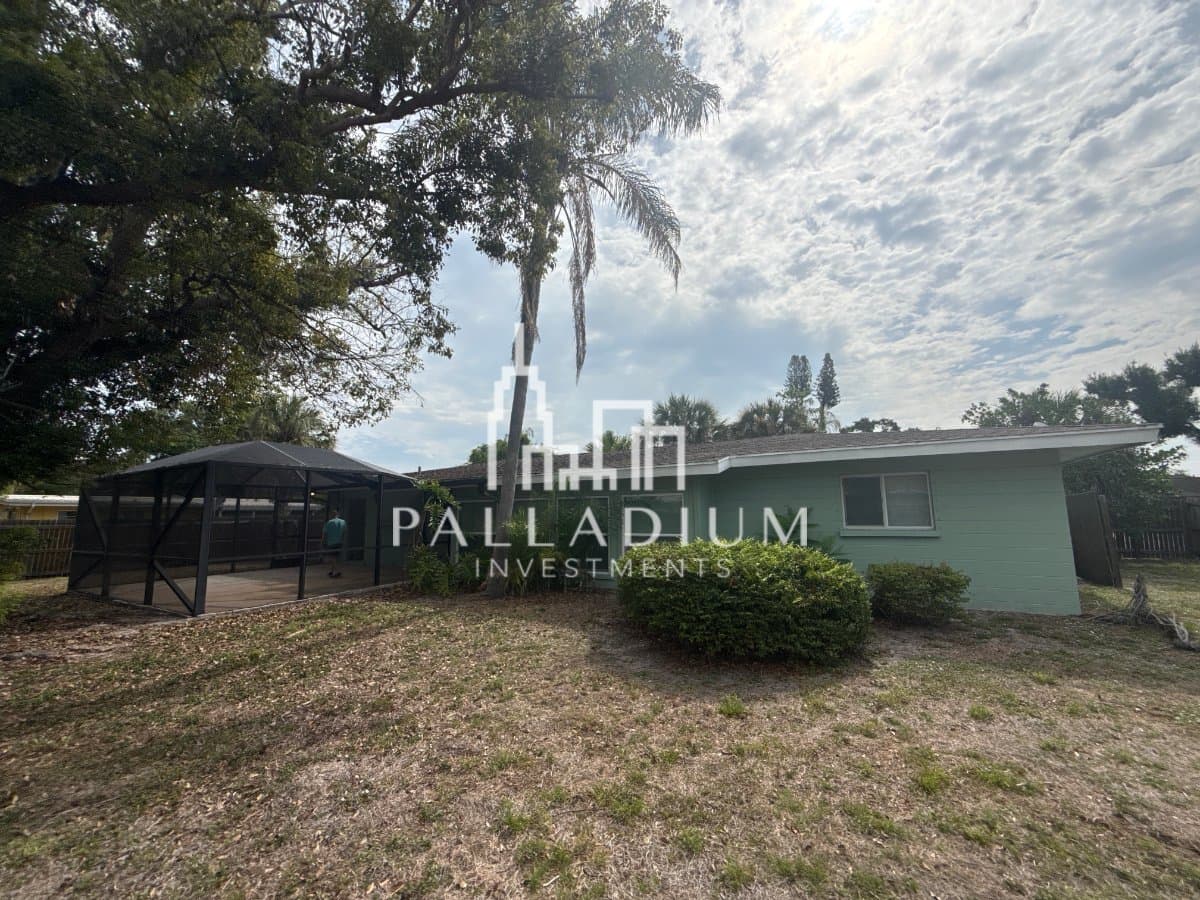 Wholesale property sold in Sarasota, FL